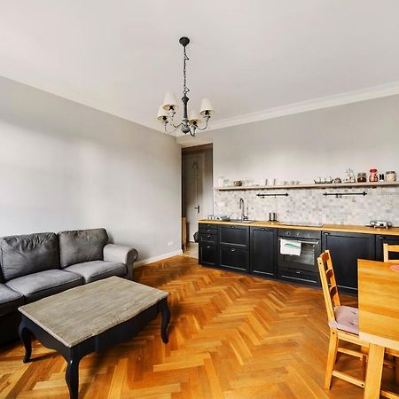 Apartamento Designer Flat In The Heart Of Old Town Varsovia Exterior foto