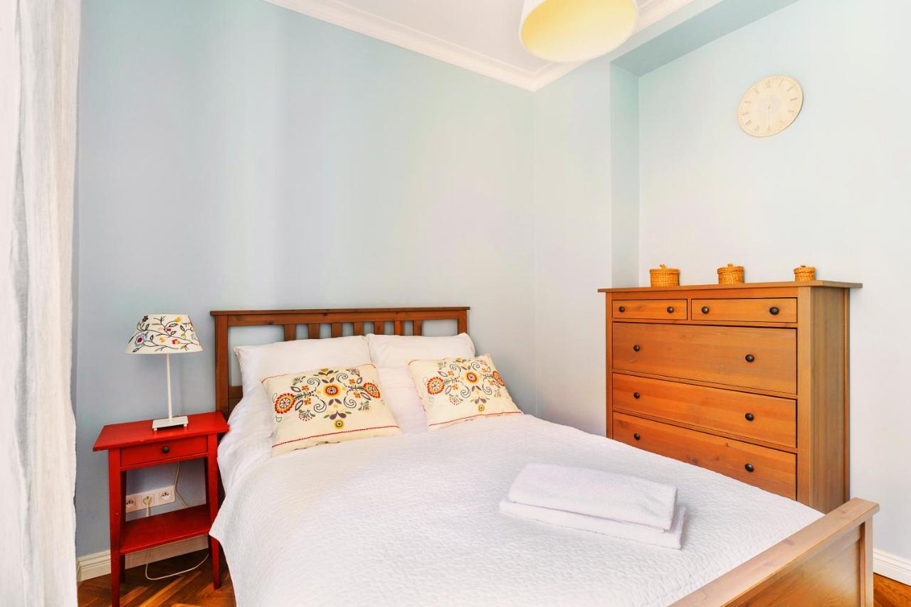 Apartamento Designer Flat In The Heart Of Old Town Varsovia Exterior foto