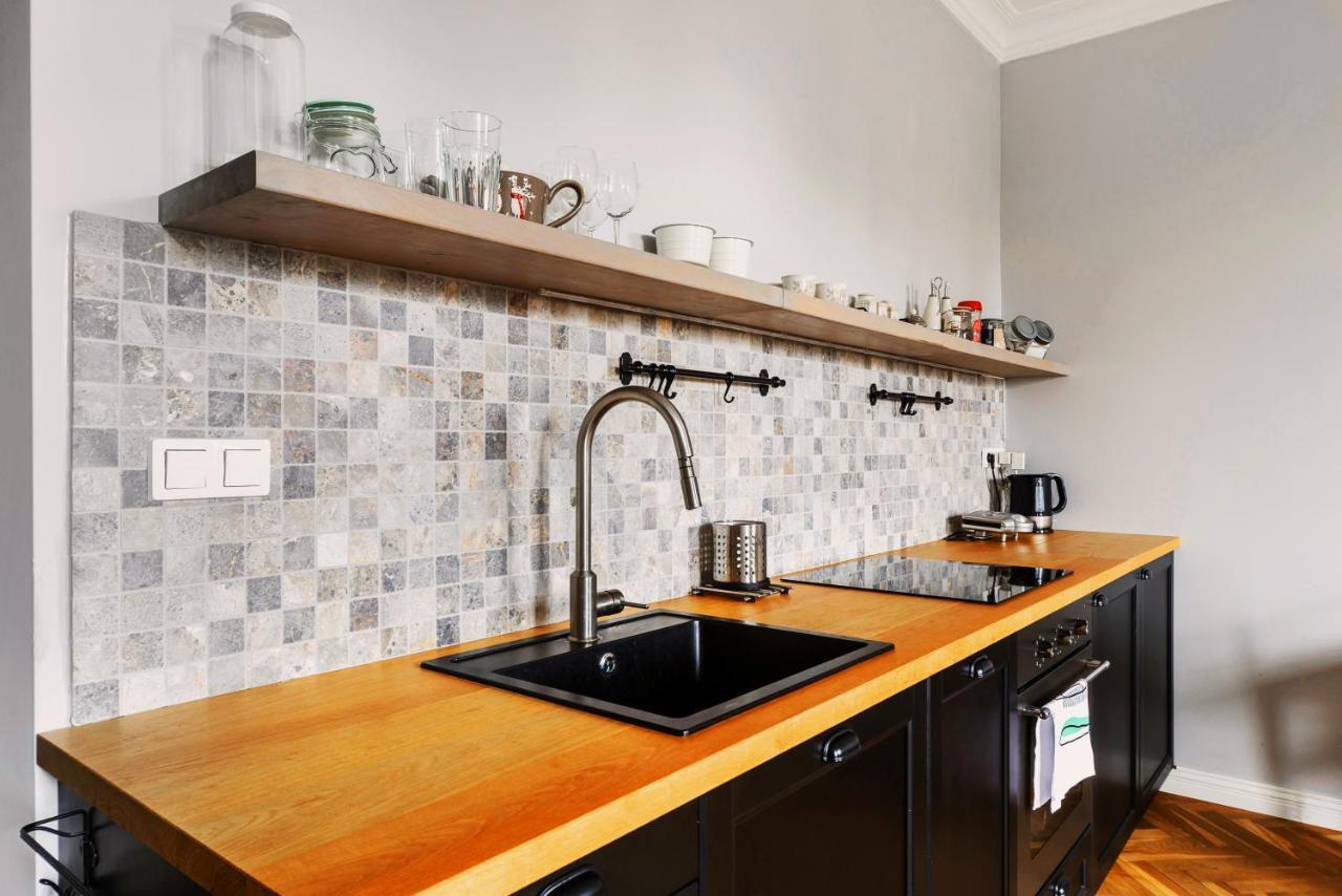 Apartamento Designer Flat In The Heart Of Old Town Varsovia Exterior foto